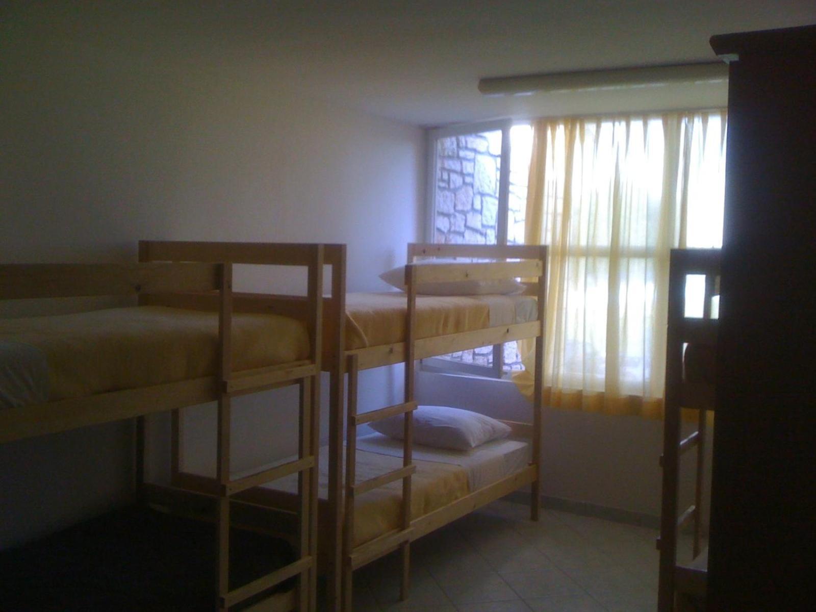 Hostel Amfora Fažana Exterior foto